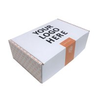 _0005_Custom logo Corrugated Luxury Gift Fold Box