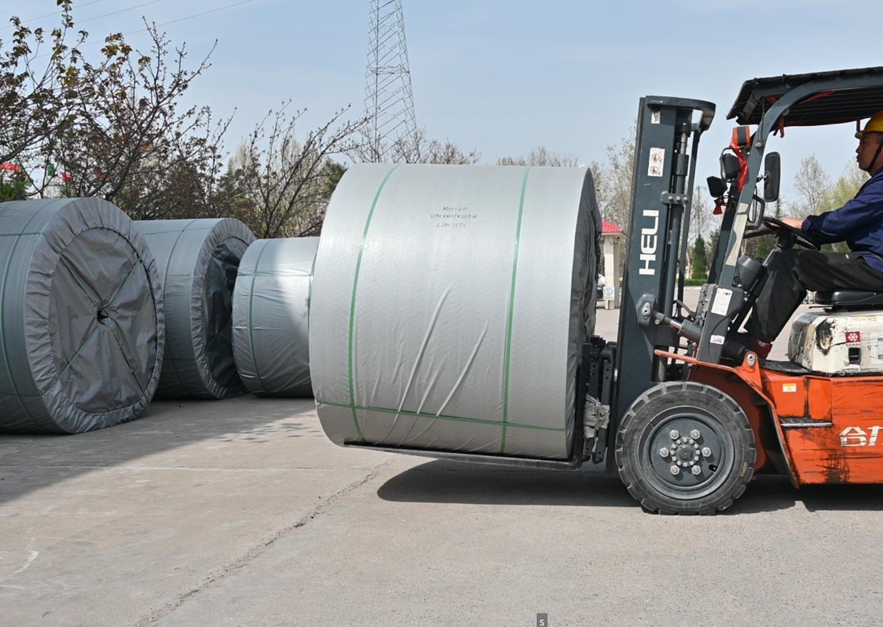 economical conveyor belt with natural cotton layers