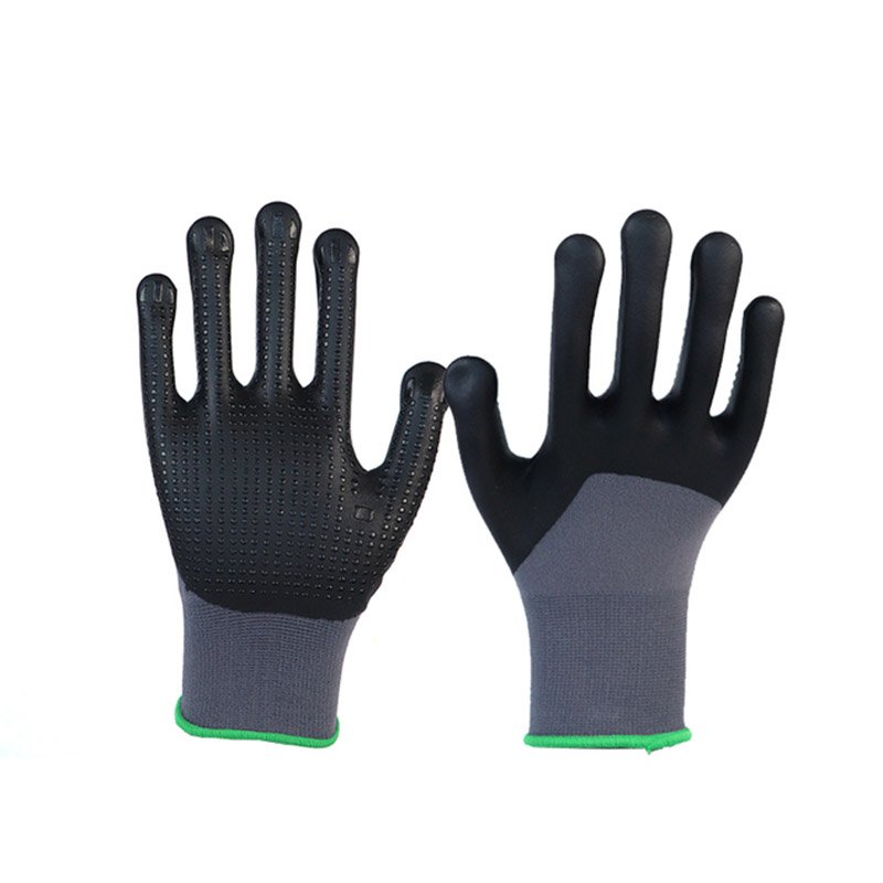 15g Nylon And Spandex Shell Nitrile Half Coated, Ultrafine Foam Finish, With Nitrile Dots Glove