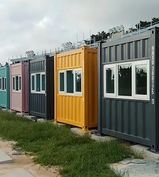 カスタマイズされた平屋寮