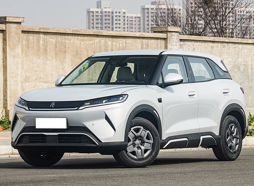 _0003_cropped_03-2元up 2025款 智驾版 401KM-白