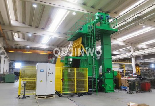 Dongfeng Motor — Crawler Type Shot Blasting Machine