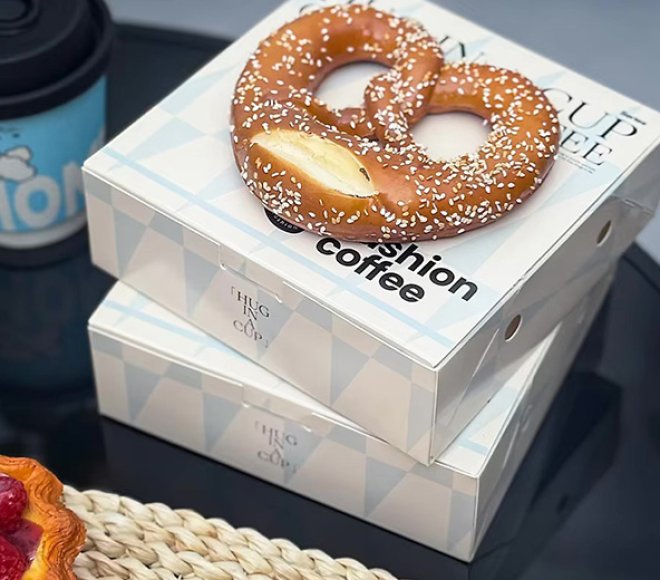 Custom Premium Donut Box