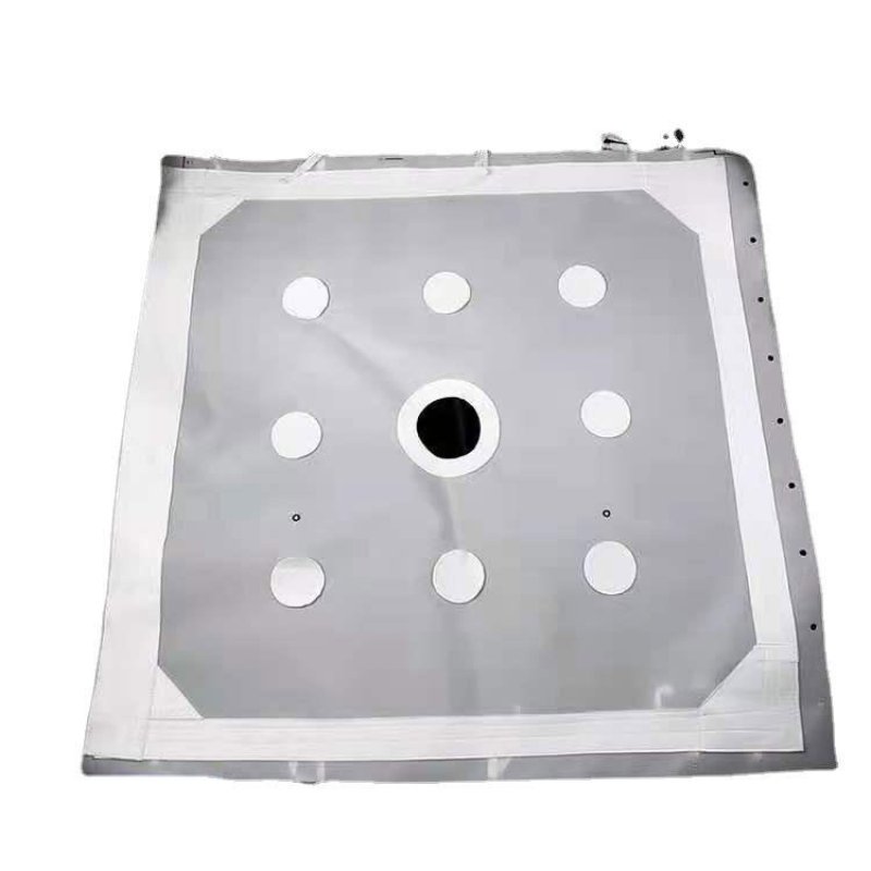 Tela filtrante para regar precipitaciones y malezas