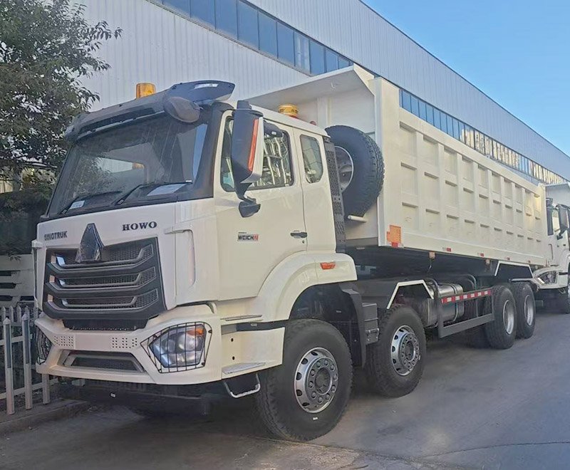 SINOTRUK HOWO NX (HAOHAN) 8×4 Dump Truck
