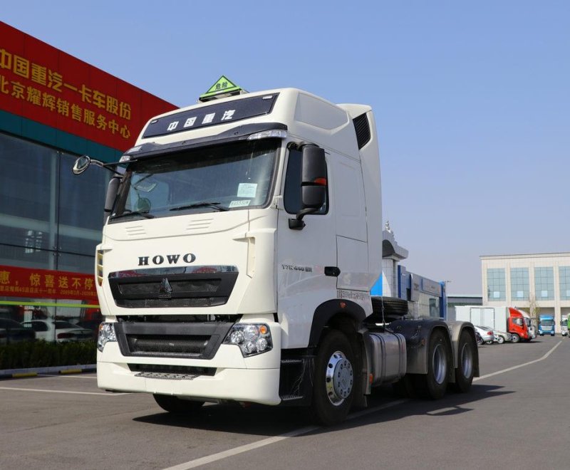 SINOTRUK HOWO T7H 6×4 Tractor Truck