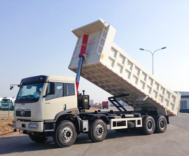 FAW New J5P 8×4 Dump Truck