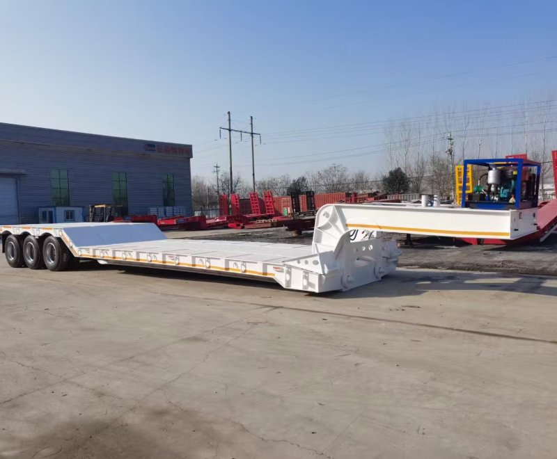 3 Axle 80Tons Removable Gooseneck Semi Trailer