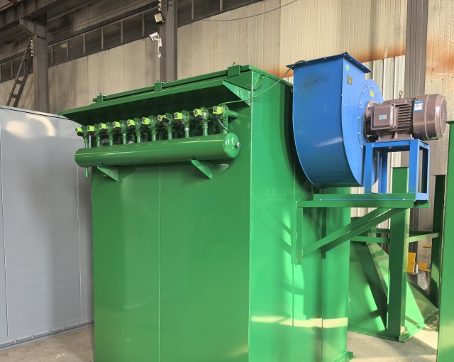 What Are the Hazards of Excessive Pressure Difference in the Dust Collector Housing?