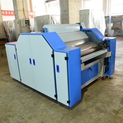 Opening & Parallelizing Combing Machine