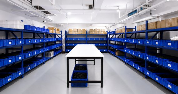 Does Your Hair Supplier Hold Inventory for You? Here's Why You Should Reconsider.