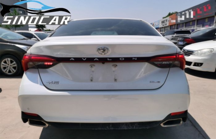 丰田亚洲龙 2020 2.0L XLE尊享版白色 (4)