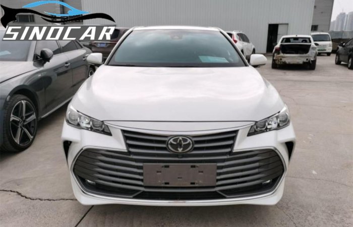 丰田亚洲龙 2020 2.0L XLE尊享版白色 (2)