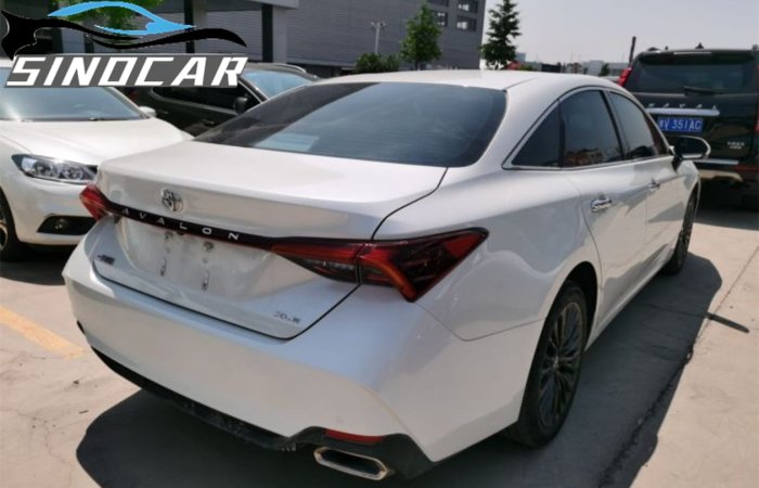 丰田亚洲龙 2020 2.0L XLE尊享版白色 (5)