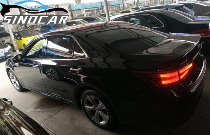 丰田皇冠 2016 2.0T 时尚版 (4)