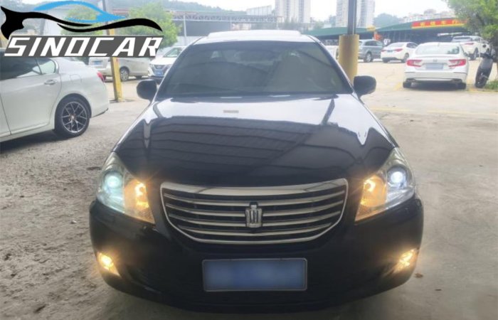 丰田皇冠 2011 2.5L Royal真皮天窗版 (2)