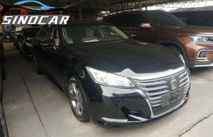 丰田皇冠 2016 2.0T 时尚版 (3)