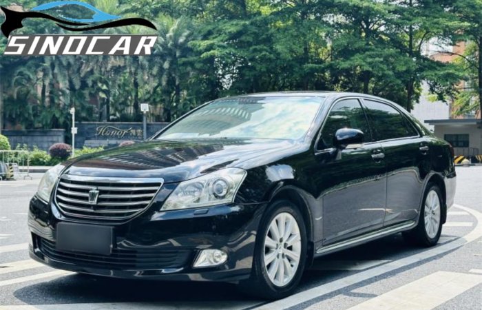 丰田皇冠 2011 2.5L Royal真皮天窗版 (1)