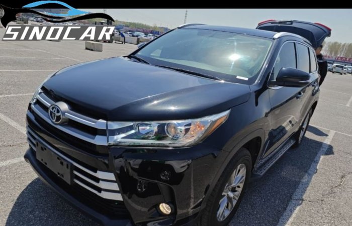 丰田汉兰达 2018 2.0T 两驱7座精英版 (1)