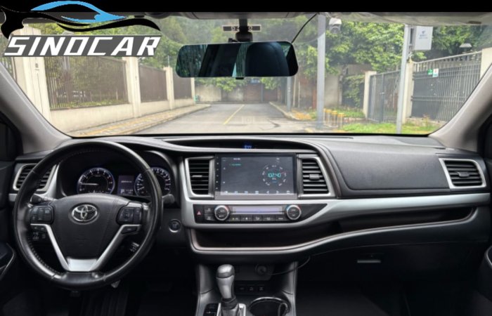 丰田汉兰达 2016 2.0T 四驱7座豪华版酒红 (8)