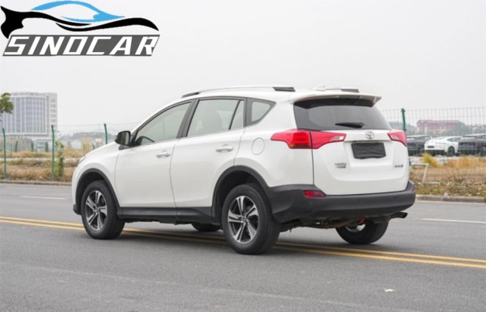 丰田RAV4荣放 2015 2.0L CVT两驱风尚版白色 (6)