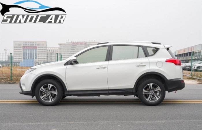 丰田RAV4荣放 2015 2.0L CVT两驱风尚版白色 (7)