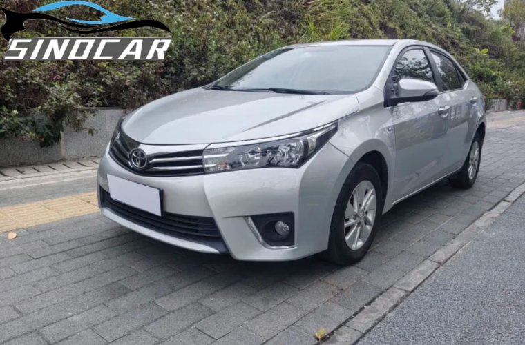 High Quality Used Sedan 1.6L CVT 2014 Toyota Corolla Export From China
