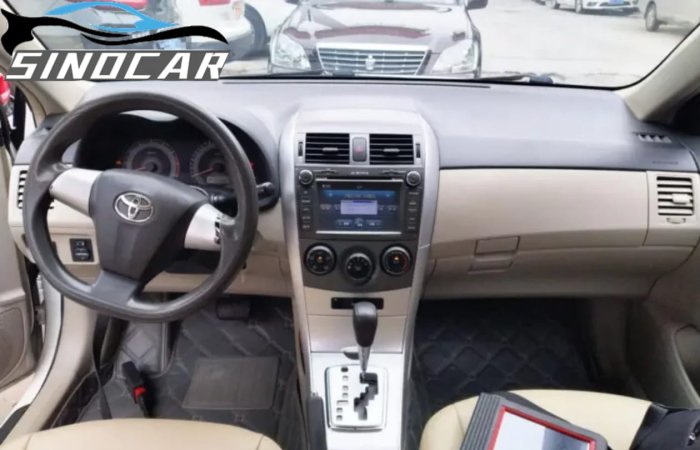 丰田卡罗拉 2012 1.6L 自动GL (6)