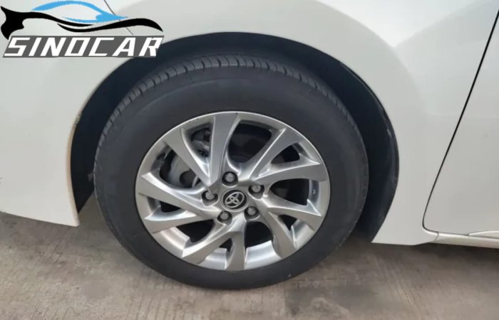 丰田卡罗拉 2018 1.2T S-CVT GL-i真皮版 (14)