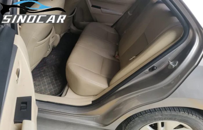 丰田卡罗拉 2016 1.6L CVT GL (3)