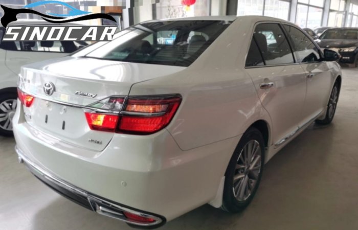 丰田凯美瑞 2017 2.5G 豪华导航版 (8)