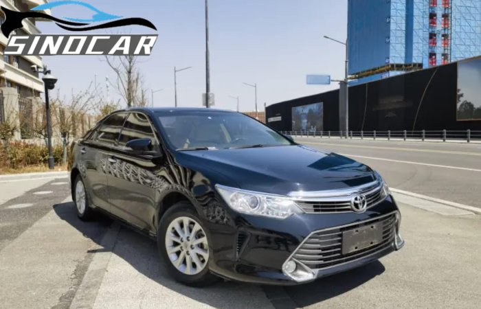 丰田凯美瑞 2016 2.0G 领先版黑色 (3)