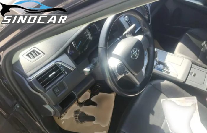 丰田凯美瑞 2014 俊瑞 2.0S 耀动版 (8)