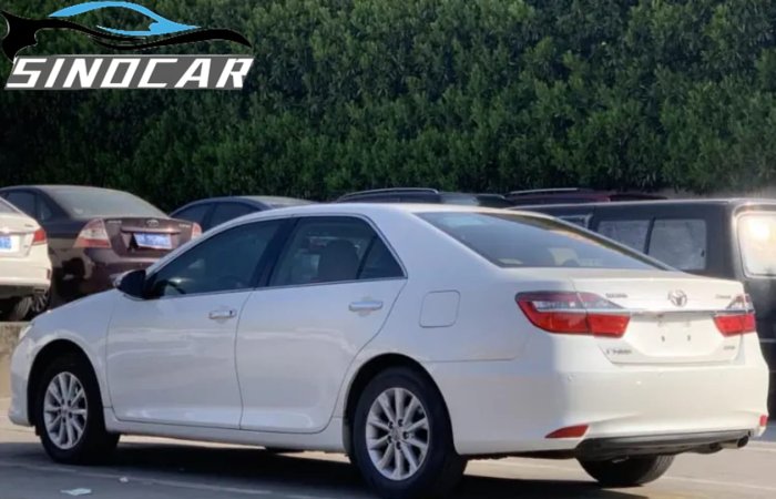 丰田凯美瑞 2015 2.0E 精英版 (7)