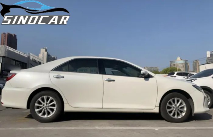 丰田凯美瑞 2015 2.0E 精英版 (8)