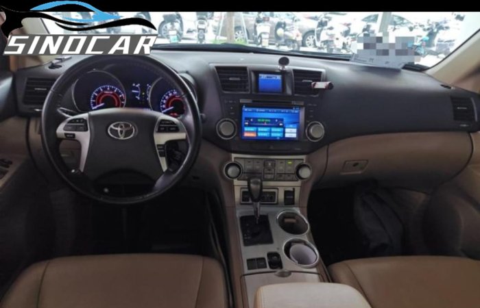 丰田汉兰达 2015 2.7L 两驱七座豪华版 (7)