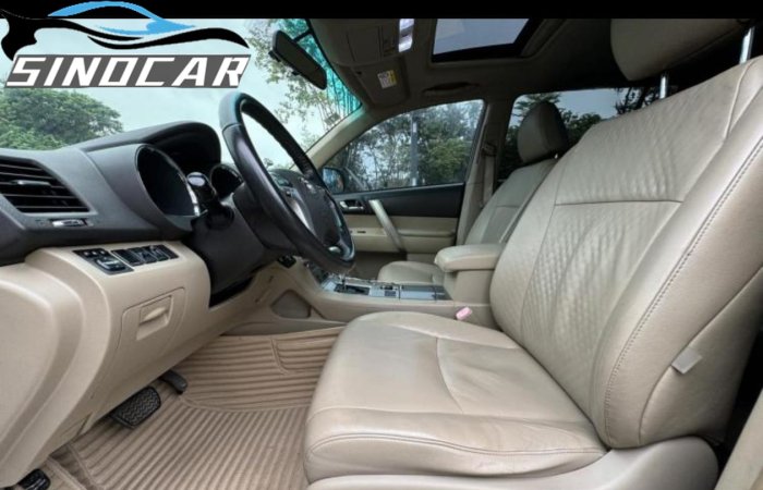 丰田汉兰达 2015 2.7L 两驱七座豪华版 (10)