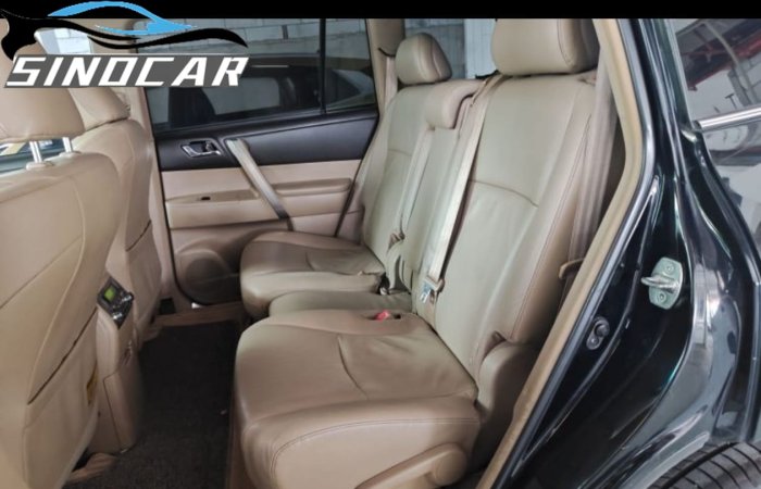 丰田汉兰达 2015 2.7L 两驱七座豪华版 (11)