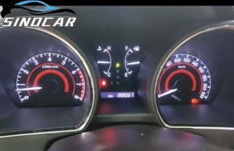 丰田汉兰达 2014 2.7L 两驱精英版银色 (8)