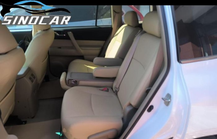 丰田汉兰达 2014 2.7L 两驱五座精英版 (10)