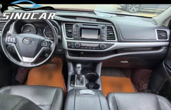 丰田汉兰达 2015 2.0T 四驱7座豪华版 (2)