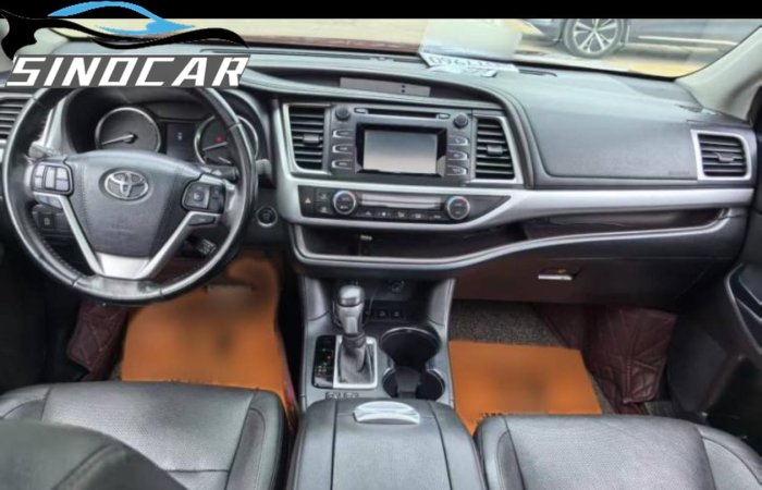 丰田汉兰达 2015 2.0T 四驱7座豪华版 (2)