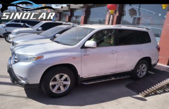 丰田汉兰达 2014 2.7L 两驱五座精英版 (4)