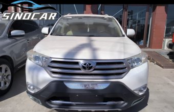 丰田汉兰达 2014 2.7L 两驱五座精英版 (2)