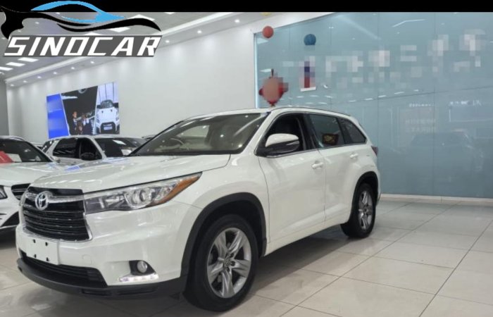 丰田汉兰达 2016 2.0T 四驱7座豪华版白色 (1)