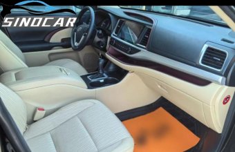 丰田汉兰达 2017 2.0T 两驱5座精英版 (10)