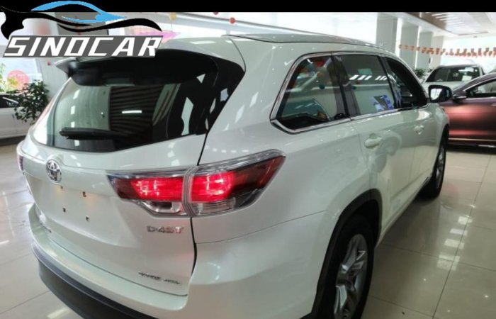 丰田汉兰达 2016 2.0T 四驱7座豪华版白色 (6)