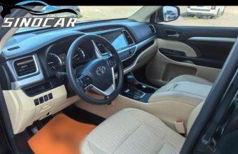 丰田汉兰达 2017 2.0T 两驱5座精英版 (8)