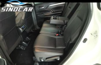 丰田汉兰达 2016 2.0T 四驱7座豪华版白色 (10)