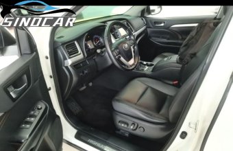 丰田汉兰达 2016 2.0T 四驱7座豪华版白色 (9)